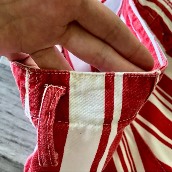 Vintage 1990s Basic Editions High Rise Pleated Red & White Striped Shorts - Picture 5 of 11